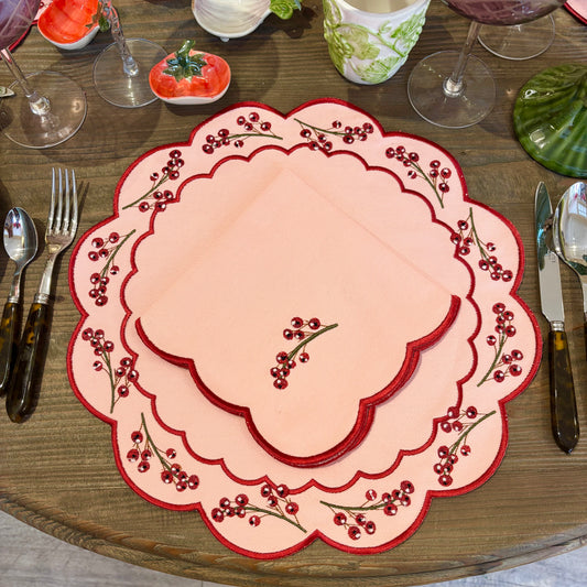 Pink Berry Scalloped Placemat