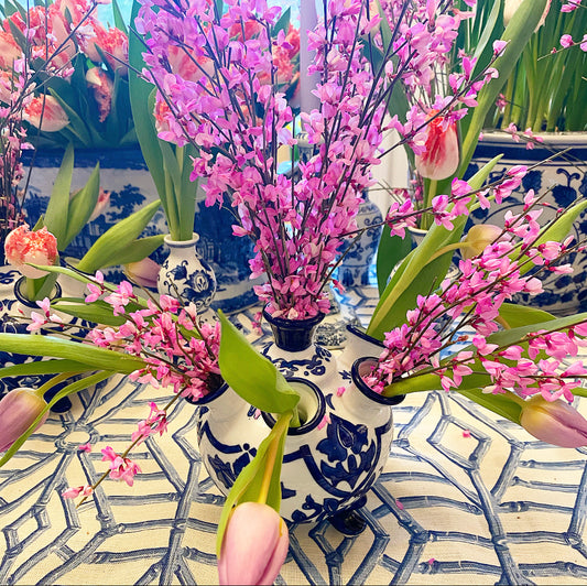 Round Blue & White Tulip Vase