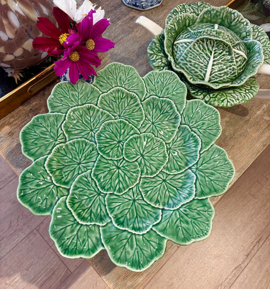 Geranium Leaf Cake Stand
