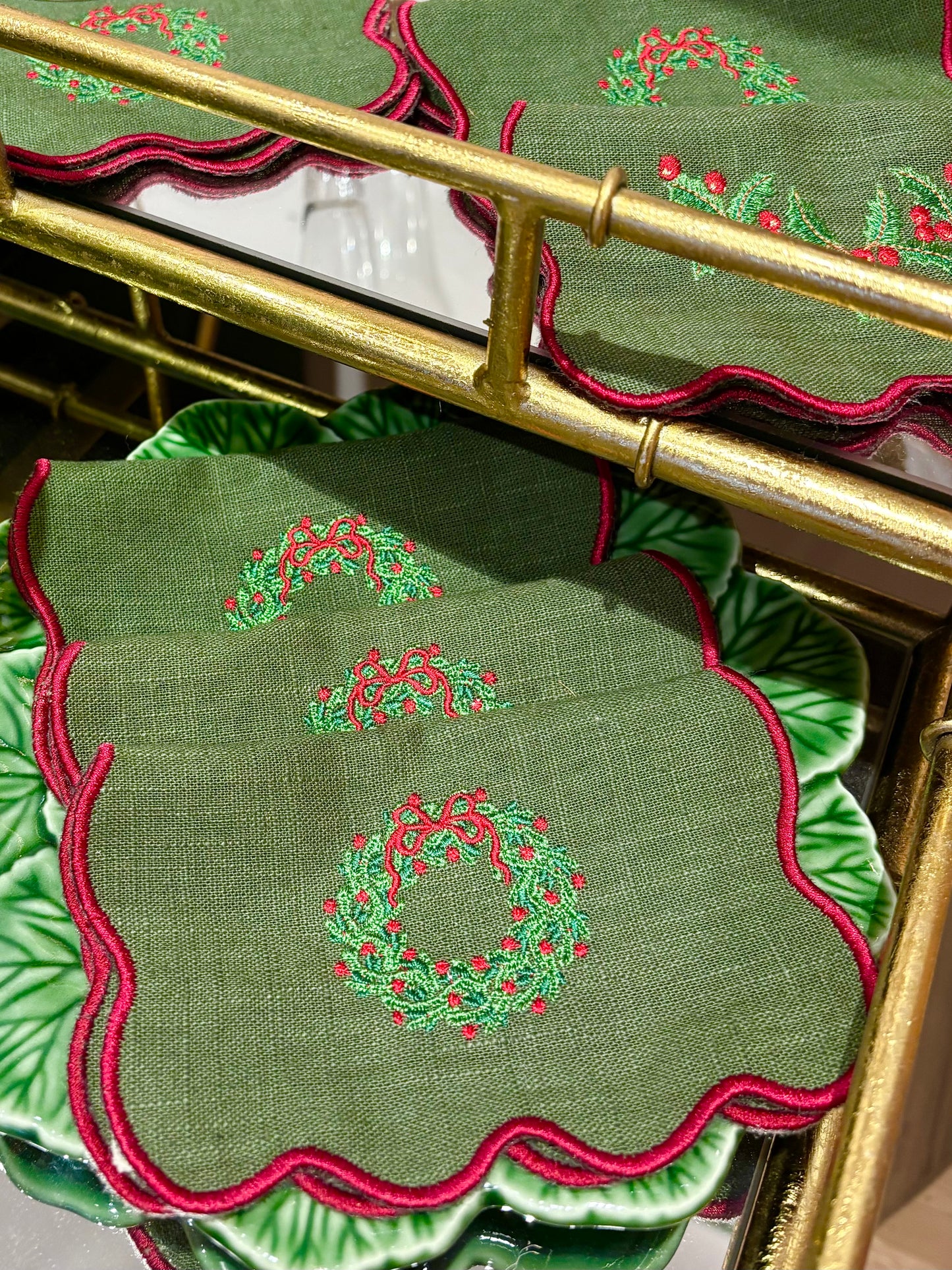 Christmas Wreath Cocktail Napkins (Set of 4)