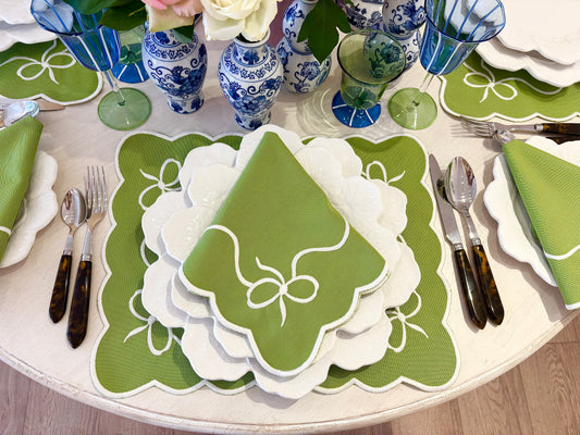 Bridget Cotton Bow Dinner Napkin In Asparagus