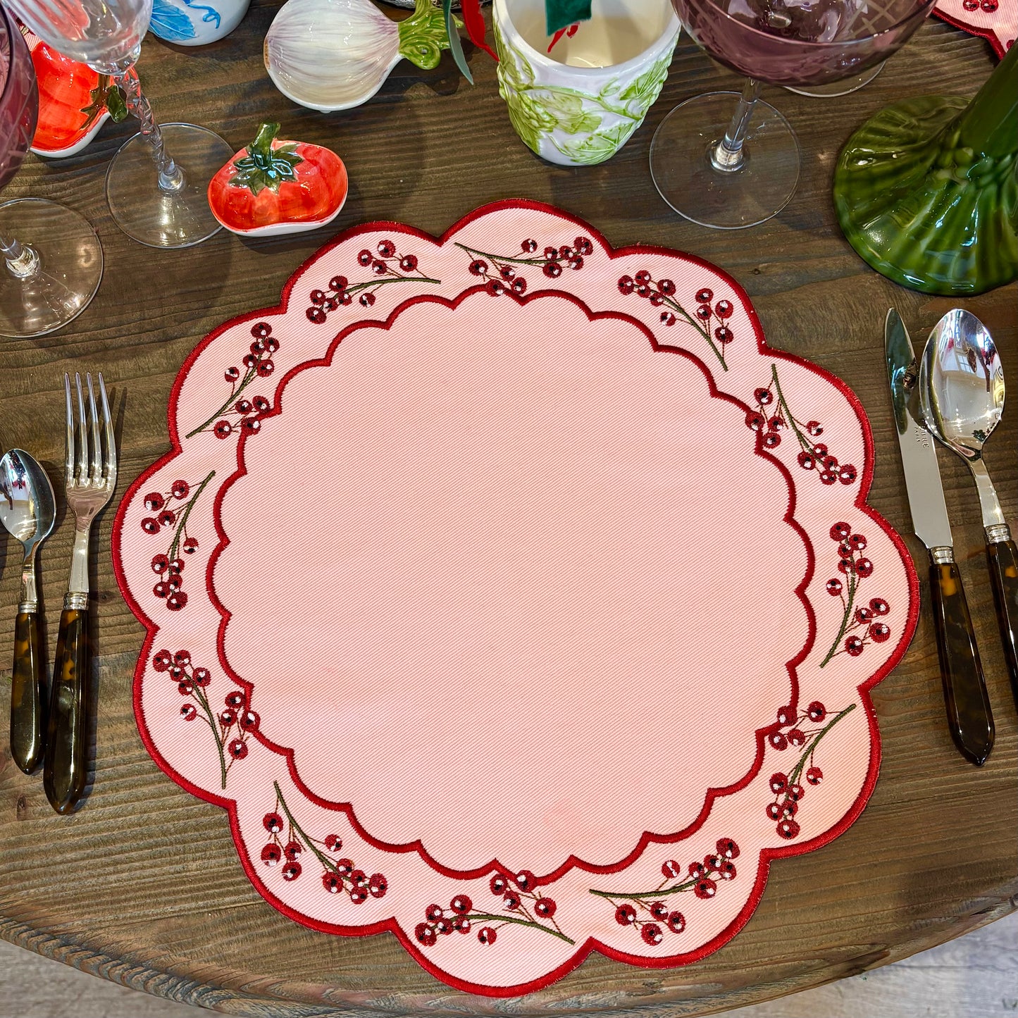 Pink Berry Scalloped Placemat