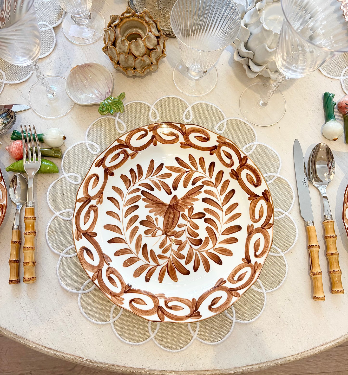 Scalloped Biscuit Placemat