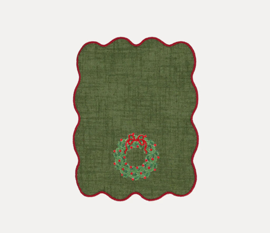 Christmas Wreath Cocktail Napkins (Set of 4)