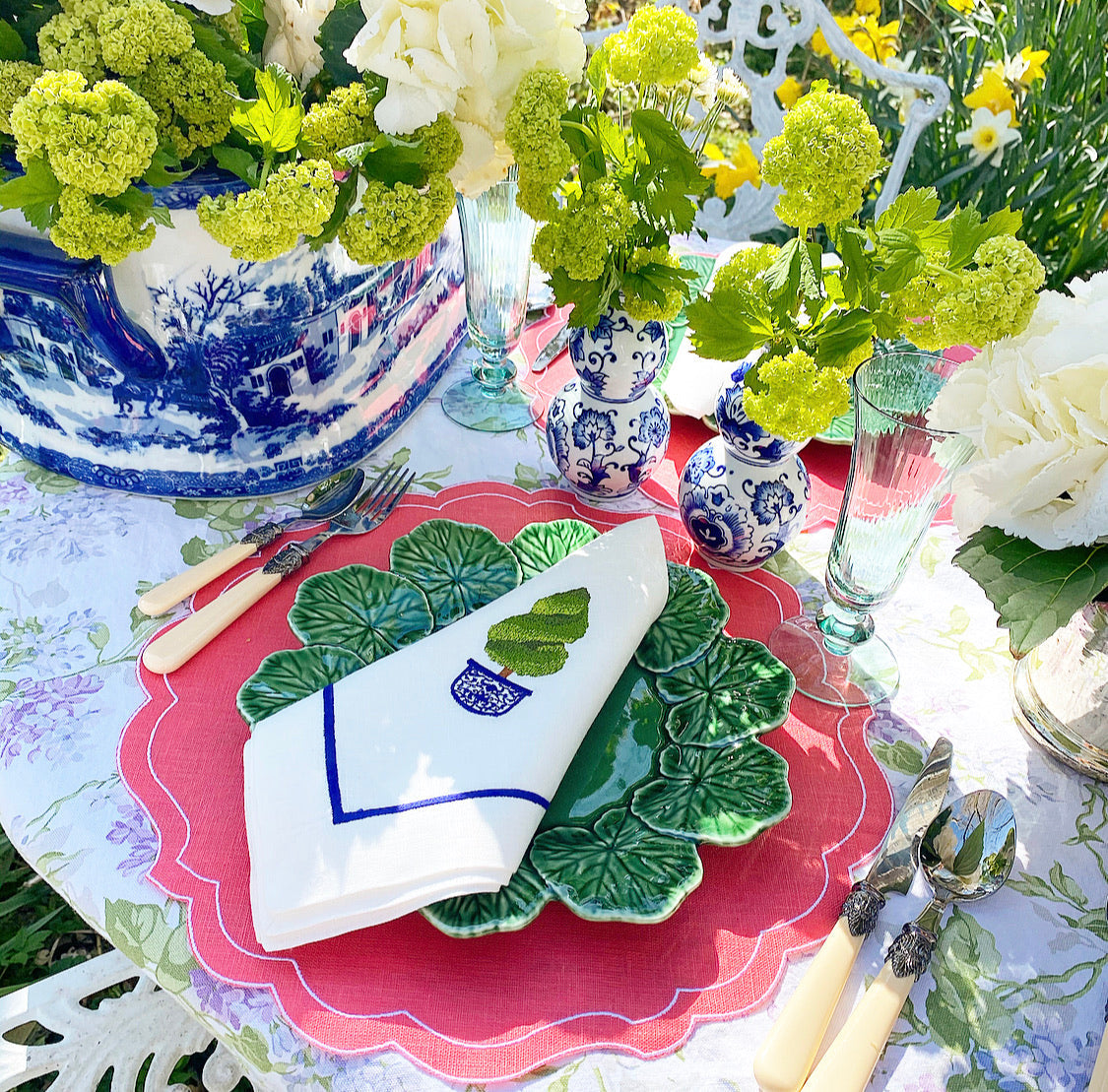 Geranium Leaf Dinner Plate