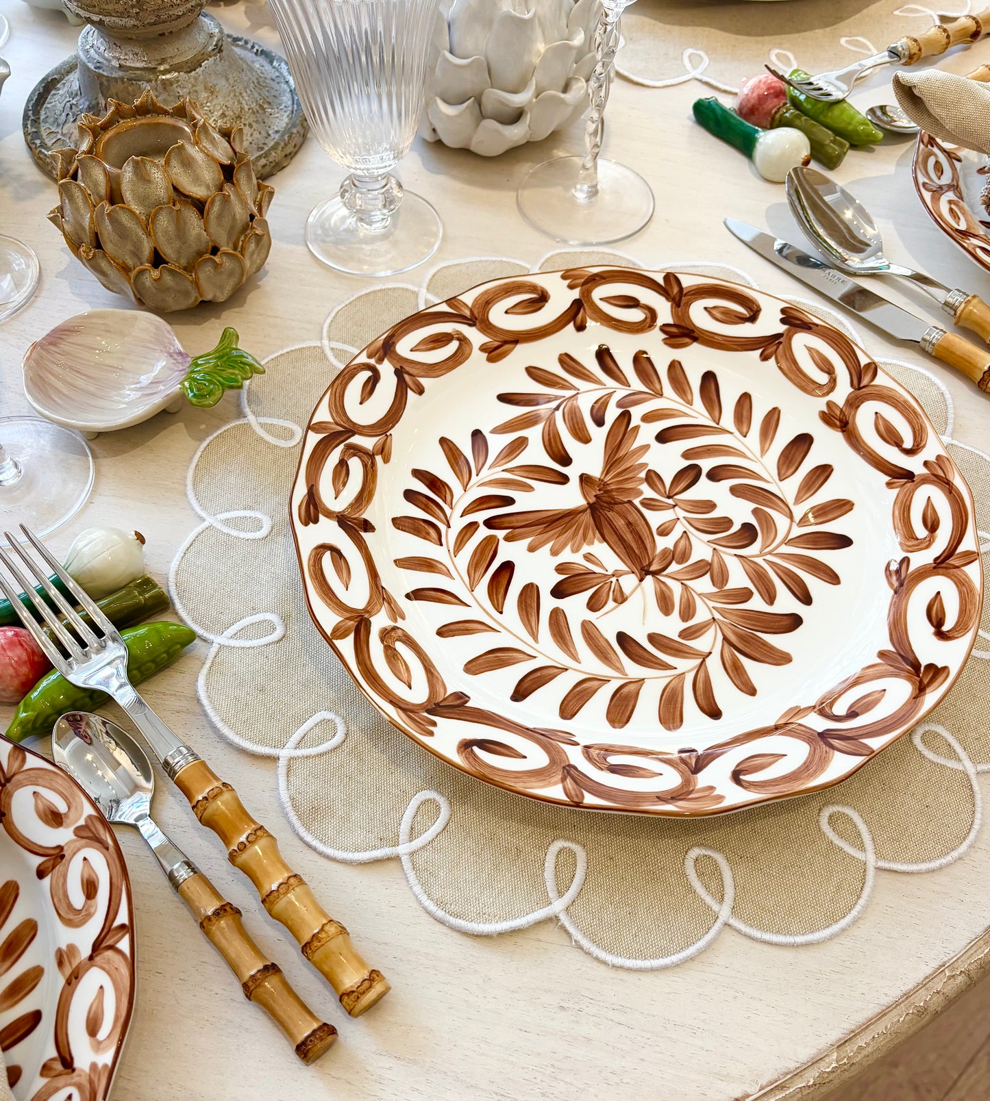 Scalloped Biscuit Placemat