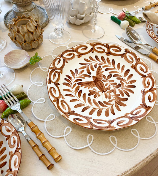 Scalloped Biscuit Placemat